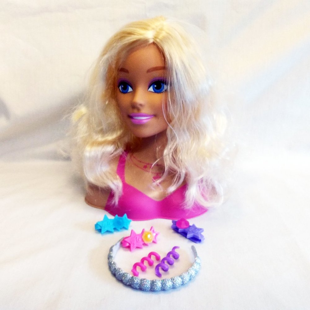 2011-2013 Mattel Barbie Styling Head and Accessories-Platinum Blond-7"